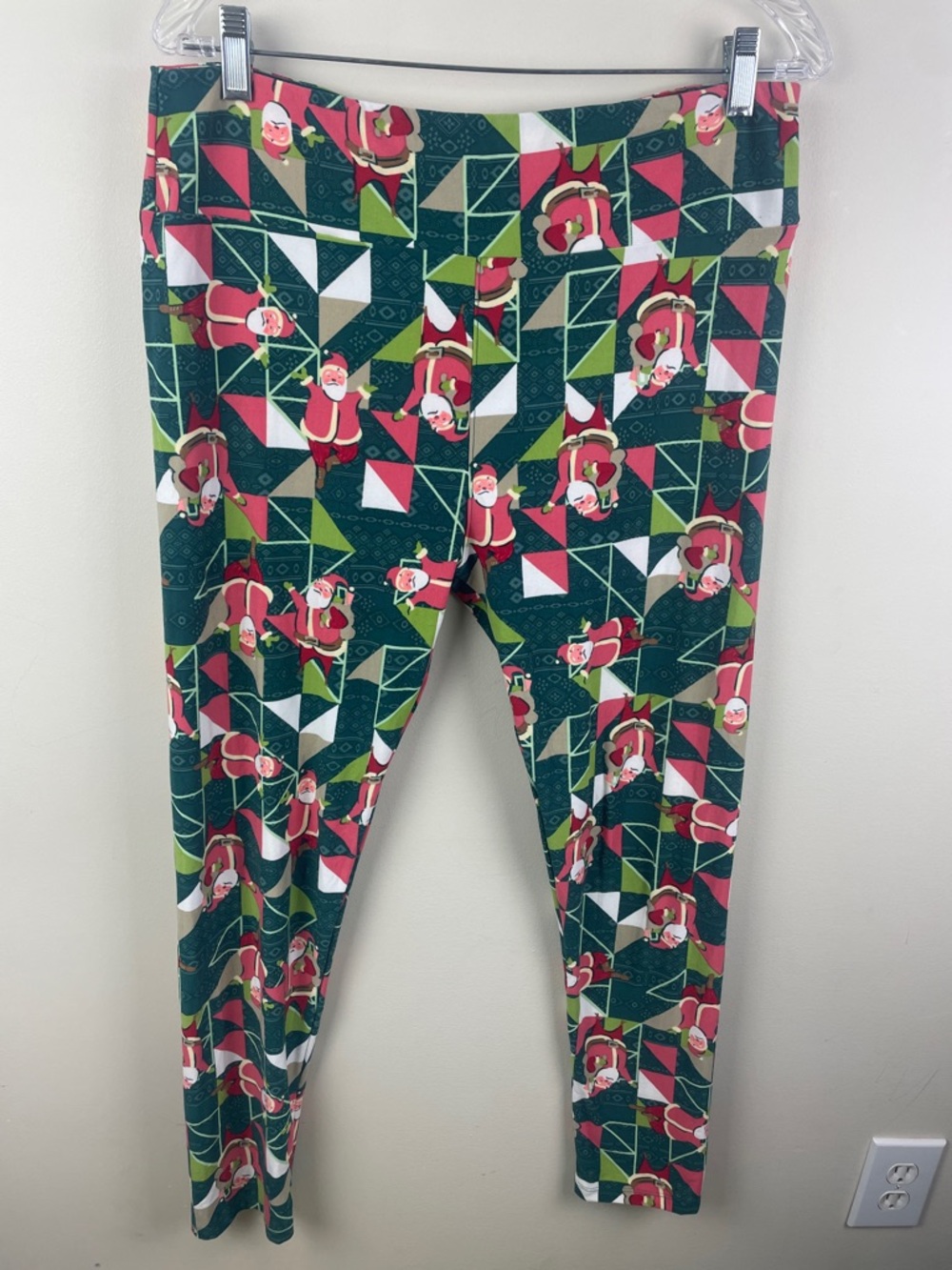 Lula Roe Tall & Curvy Santa Print Green Leggings